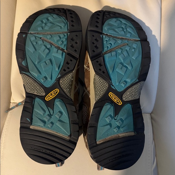 Keen Brown and Teal Sneakers/hiking shoes SZ. 7.5 - Picture 7 of 9